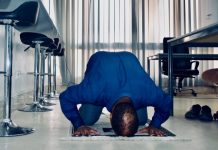 Bashkimi i namazeve për shkak orarit të punës?