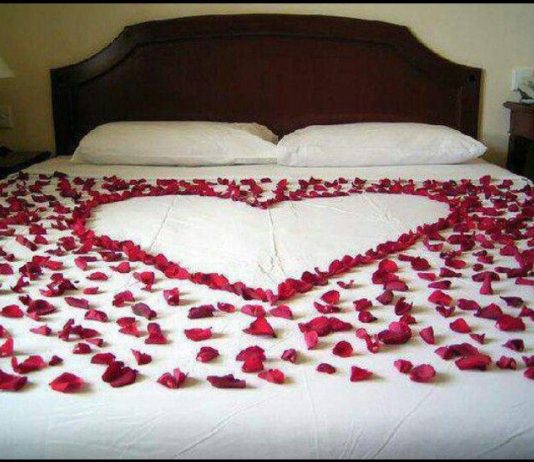 Suneti kur burri hyn te gruaja e tij natën e martesës?!