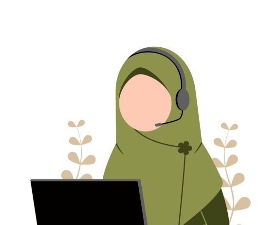 Punoj në kompani dhe nuk mund ta heq hixhabin për abdes. A është më mirë të jap mes’h mbi hixhab apo të bashkoj drekën me ikindinë në shtëpi?