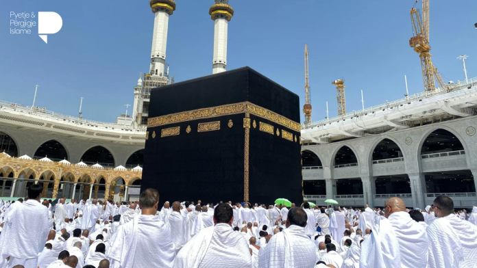 Colorful-Modern-Latest-News-Zoom-Virtual-Background_20250604_005240_0000