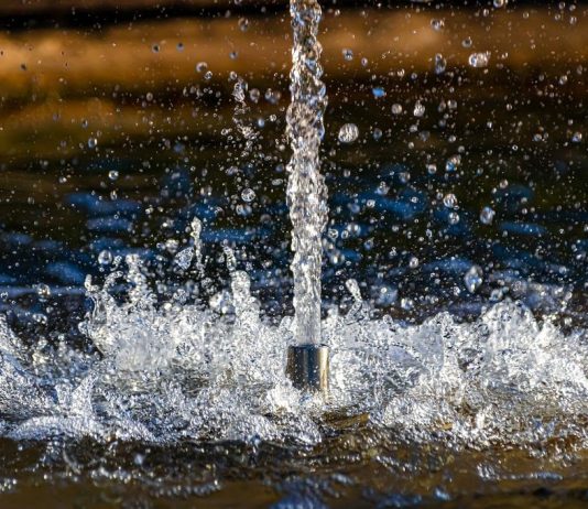 Cilat janë rregullat islame të ujërave dhe të kryerjes së nevojës?