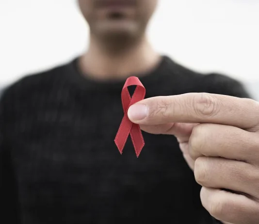 SI E TRAJTON ISLAMI DUKURINË E SIDËS?